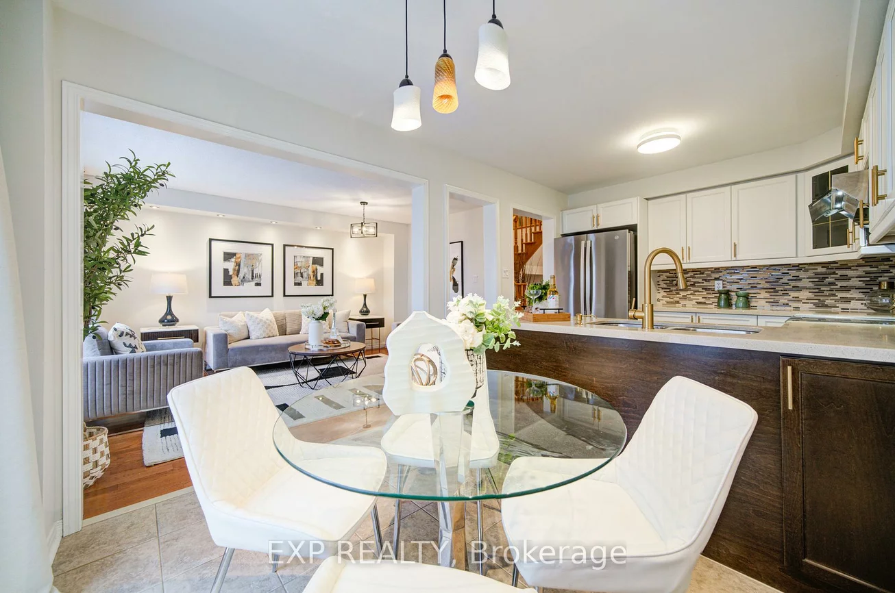 21, Westcliffe, Jefferson, Richmond Hill