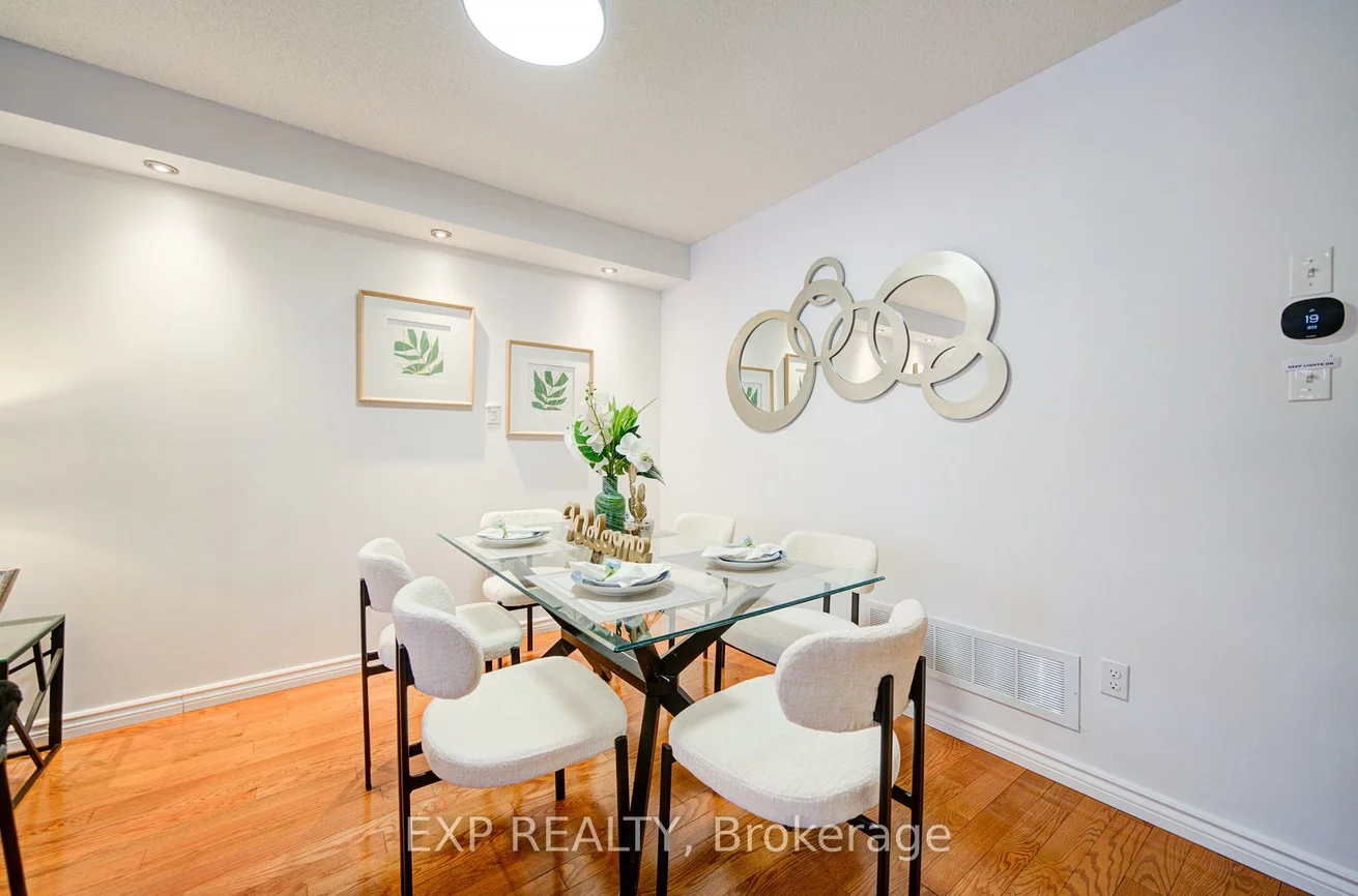 21, Westcliffe, Jefferson, Richmond Hill