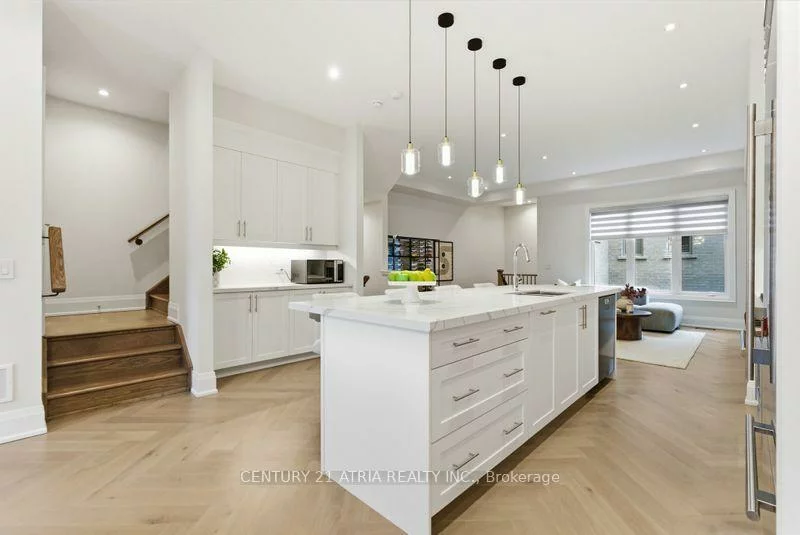 9404, Bayview, Observatory, Richmond Hill