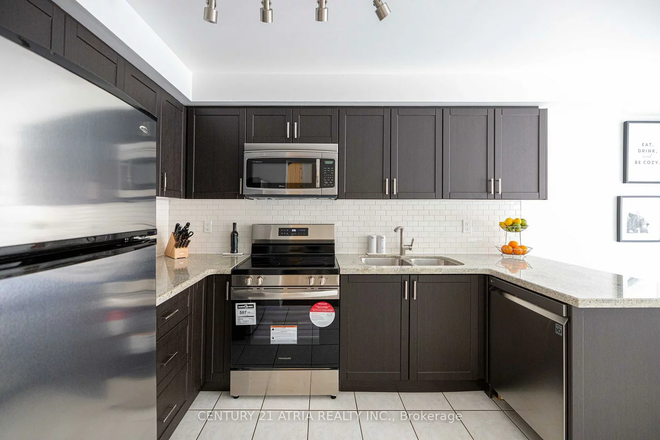 56, Royal chapin, Westbrook, Richmond Hill