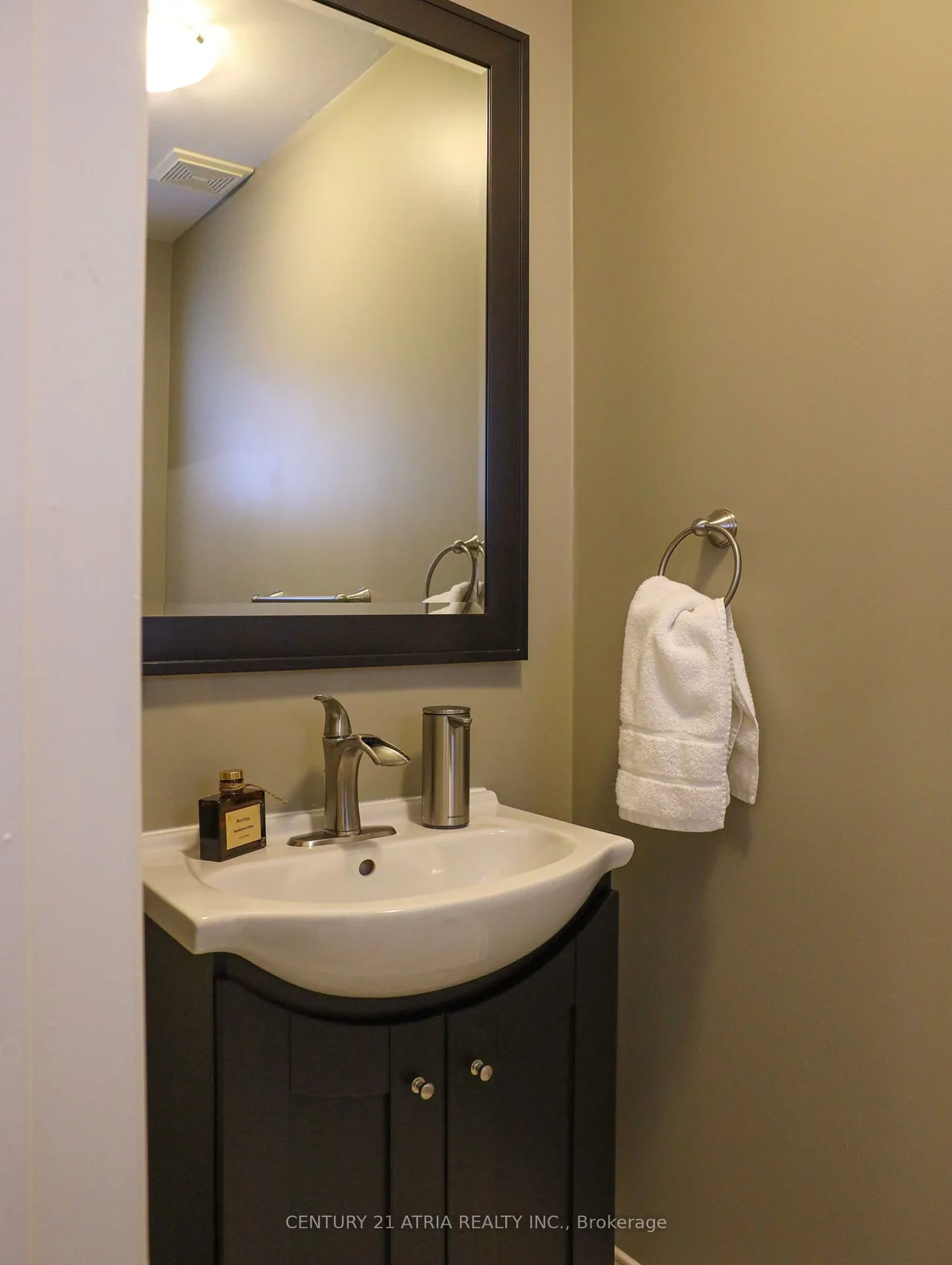 56, Royal chapin, Westbrook, Richmond Hill