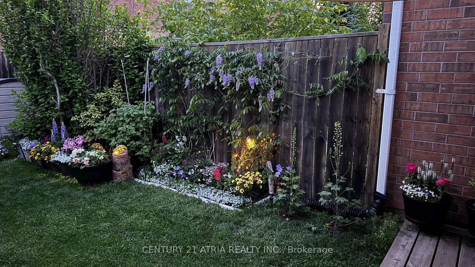 56, Royal chapin, Westbrook, Richmond Hill