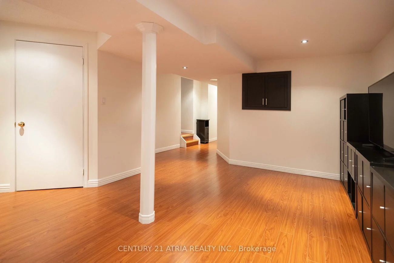 56, Royal chapin, Westbrook, Richmond Hill