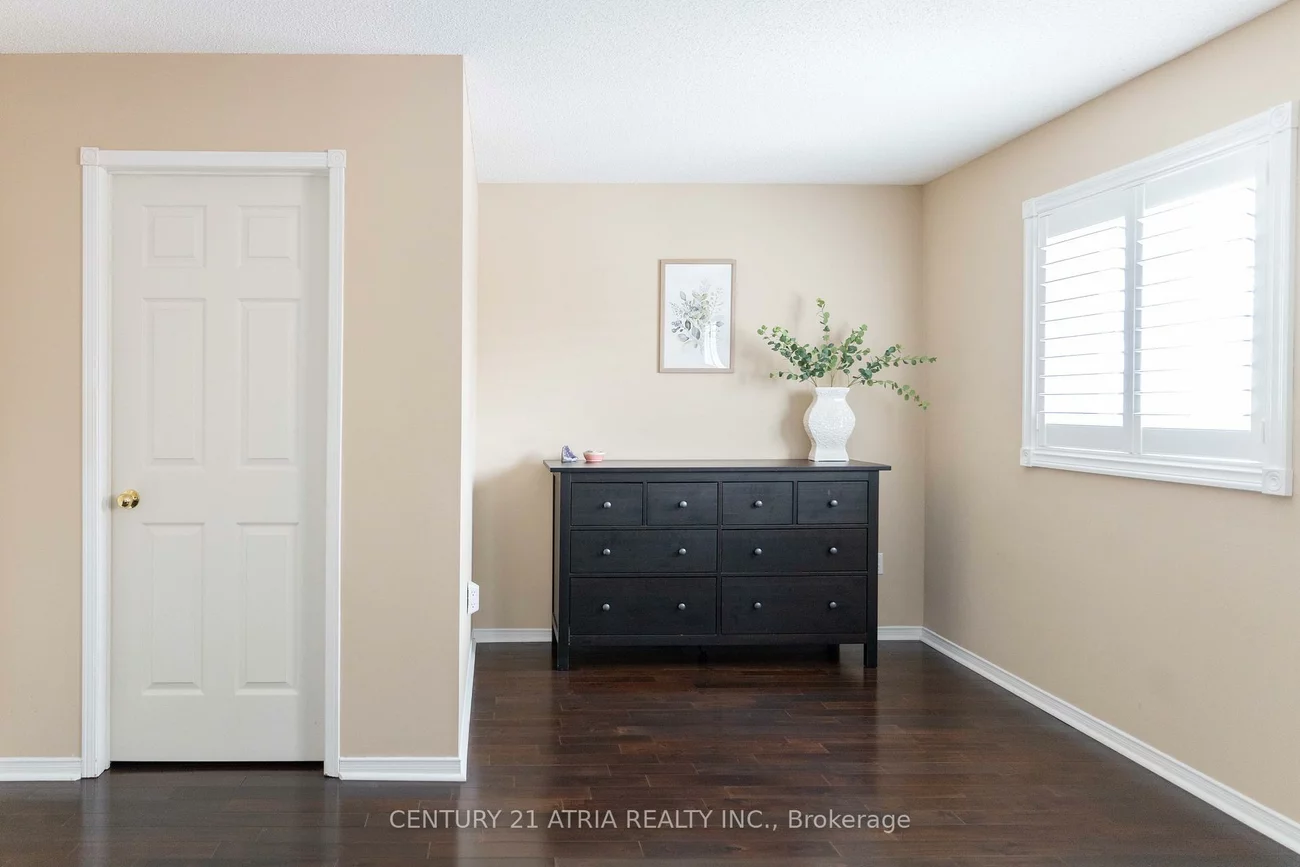 56, Royal chapin, Westbrook, Richmond Hill