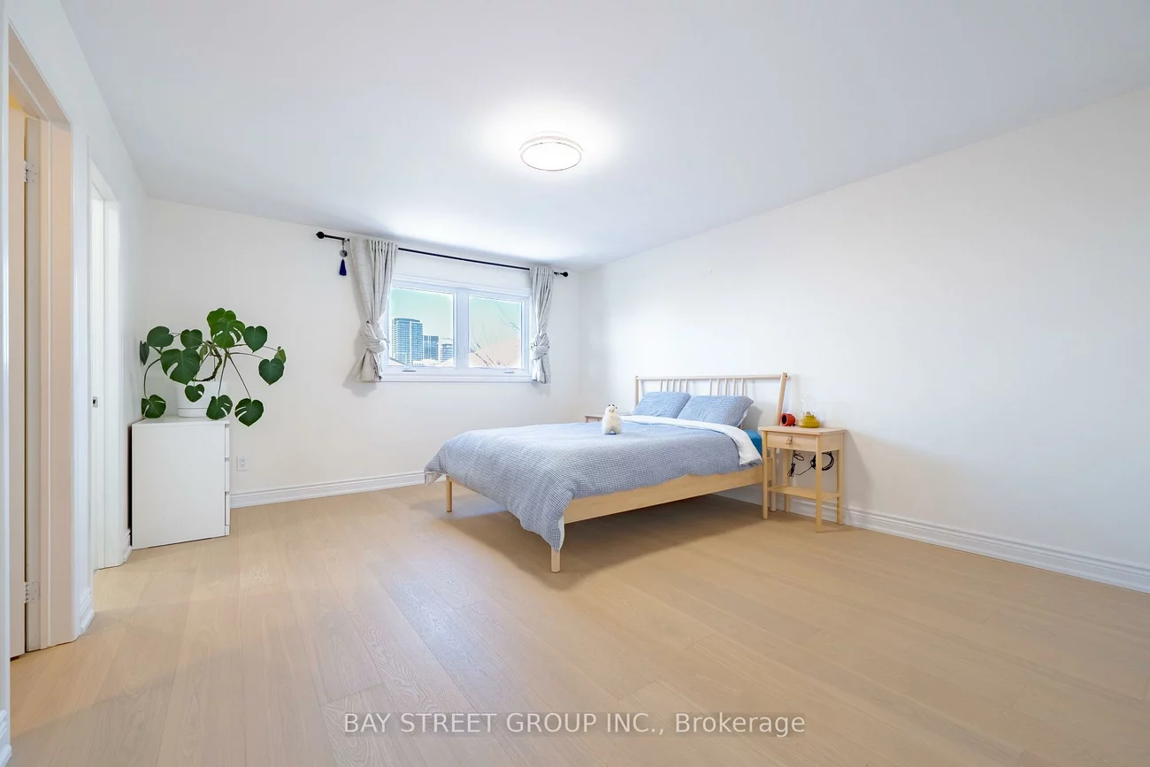 26, Moresby, Langstaff, Richmond Hill