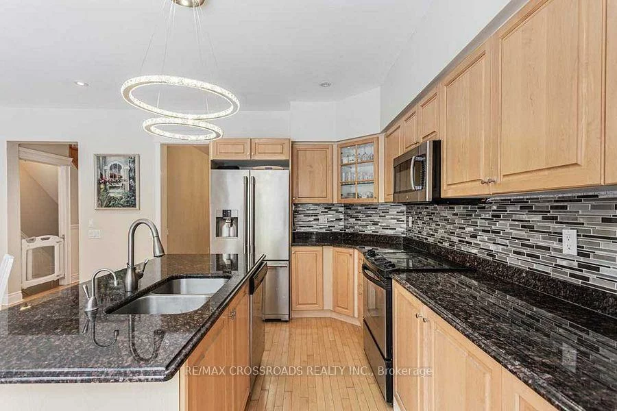 93, Westbury, Westbrook, Richmond Hill