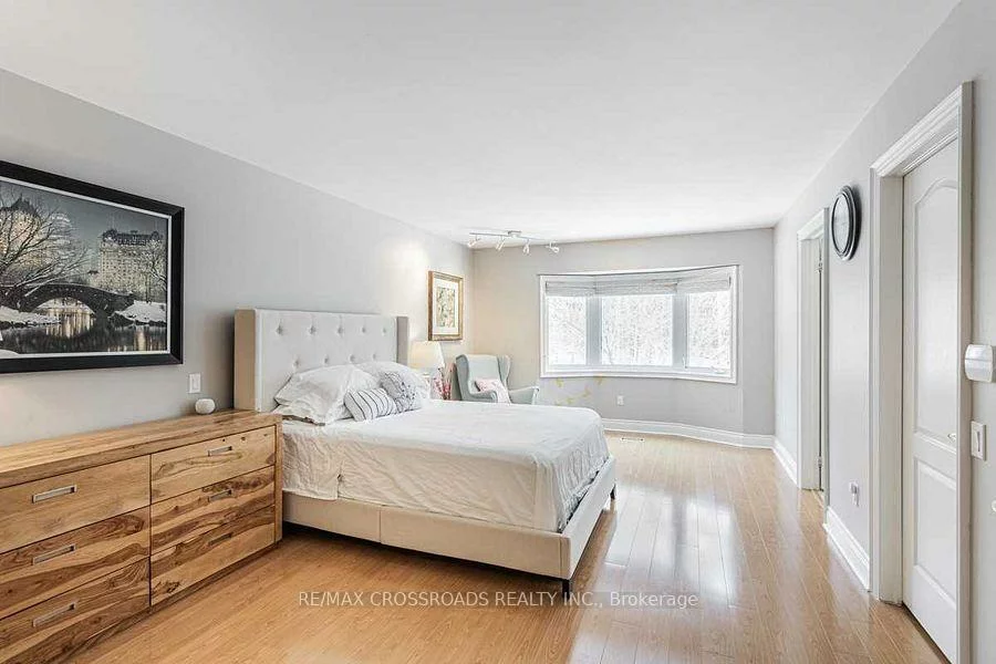 93, Westbury, Westbrook, Richmond Hill