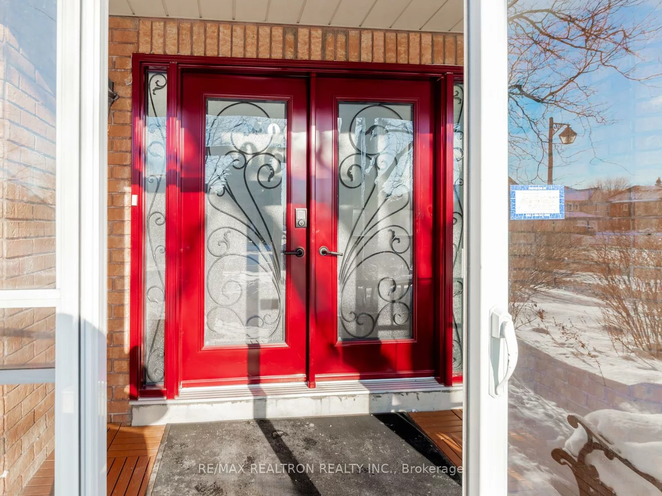 406, Weldrick, Bayview Hill, Richmond Hill