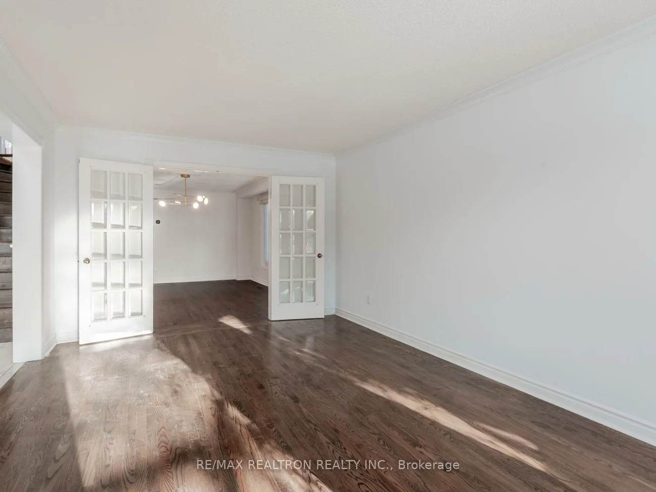 406, Weldrick, Bayview Hill, Richmond Hill