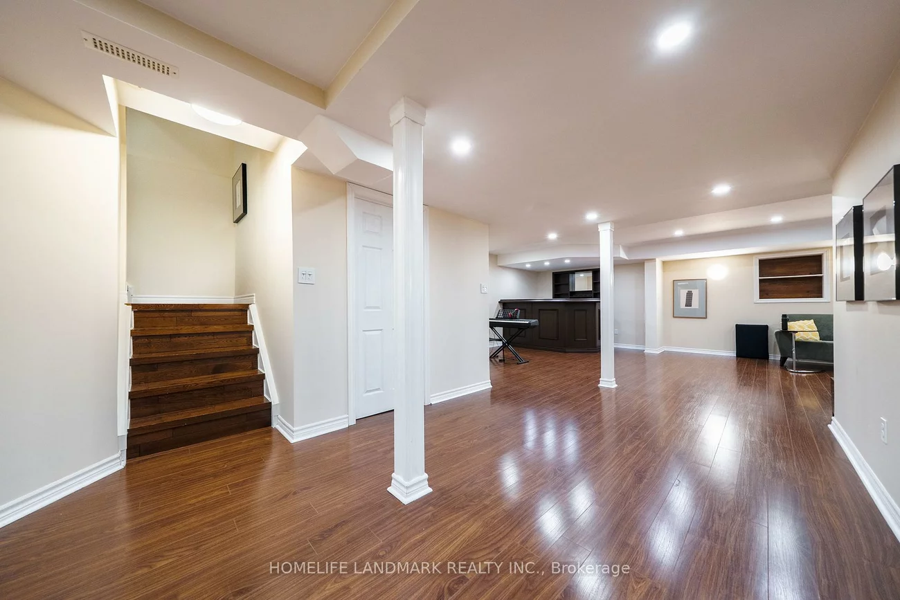 26, Monaco, Rouge Woods, Richmond Hill