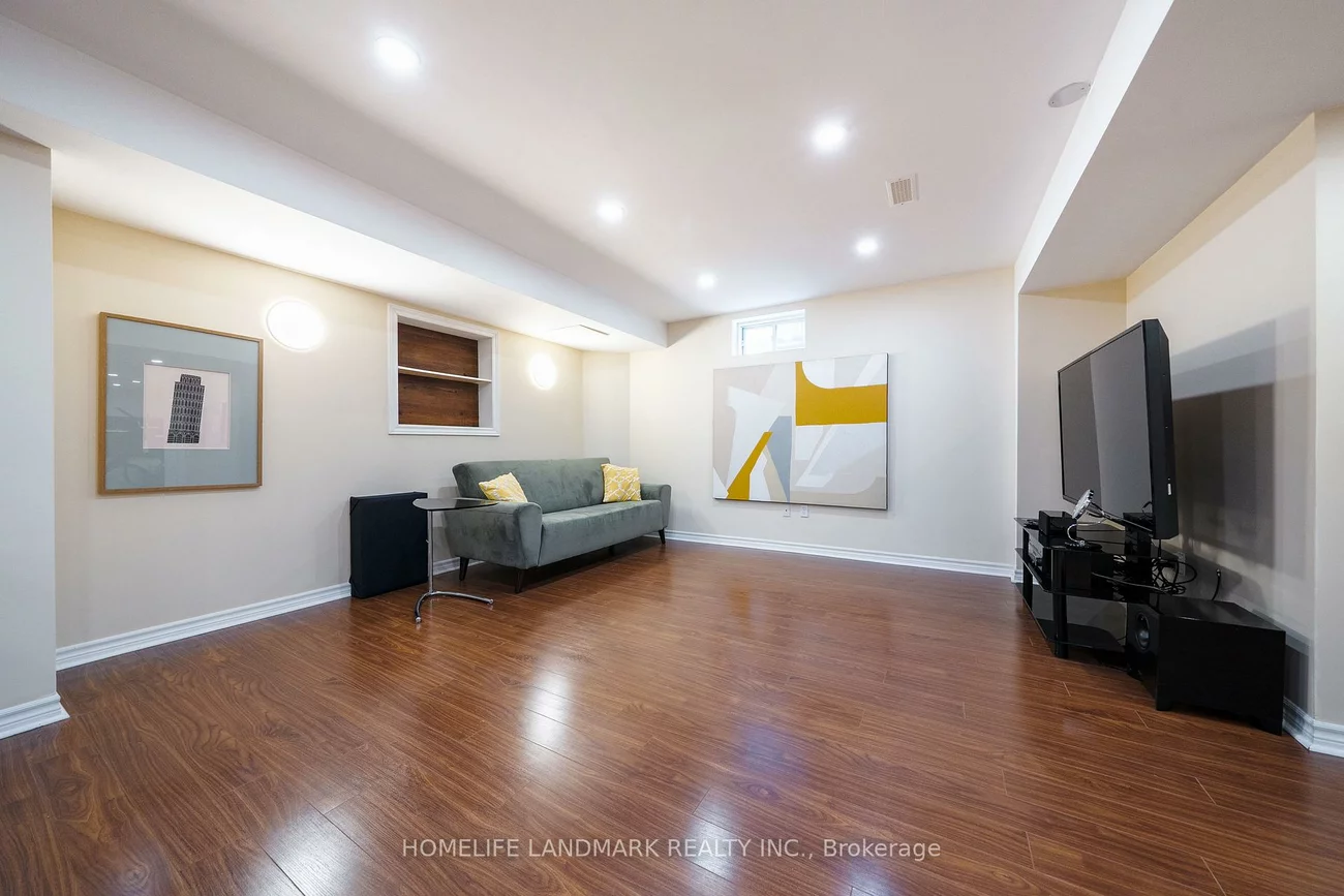 26, Monaco, Rouge Woods, Richmond Hill