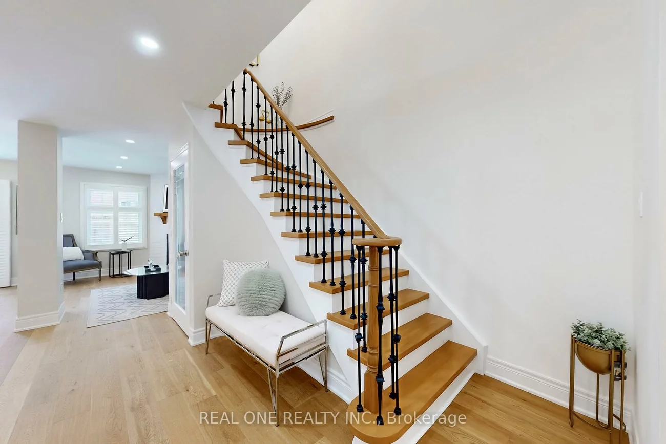 10, Squire, Devonsleigh, Richmond Hill