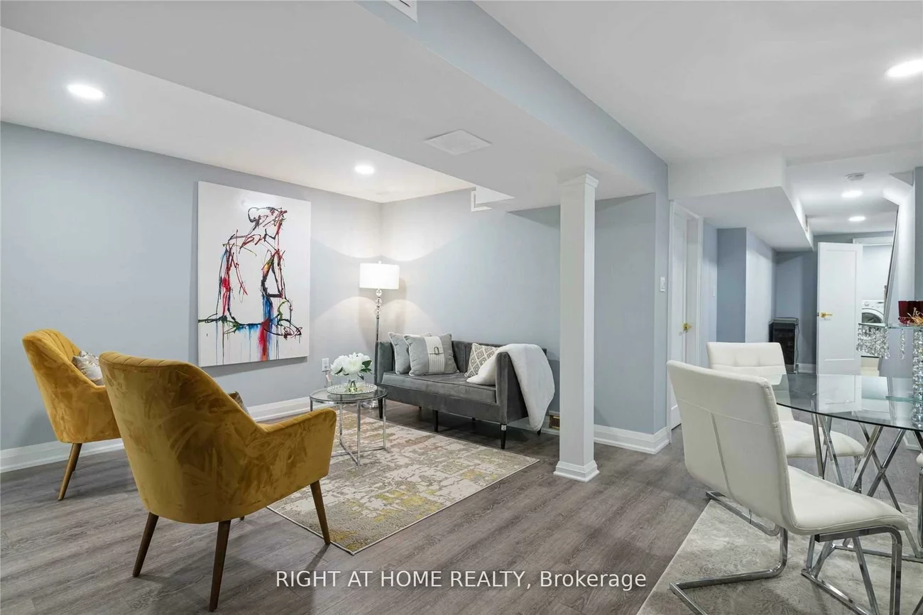 11, Michael, North Richvale, Richmond Hill