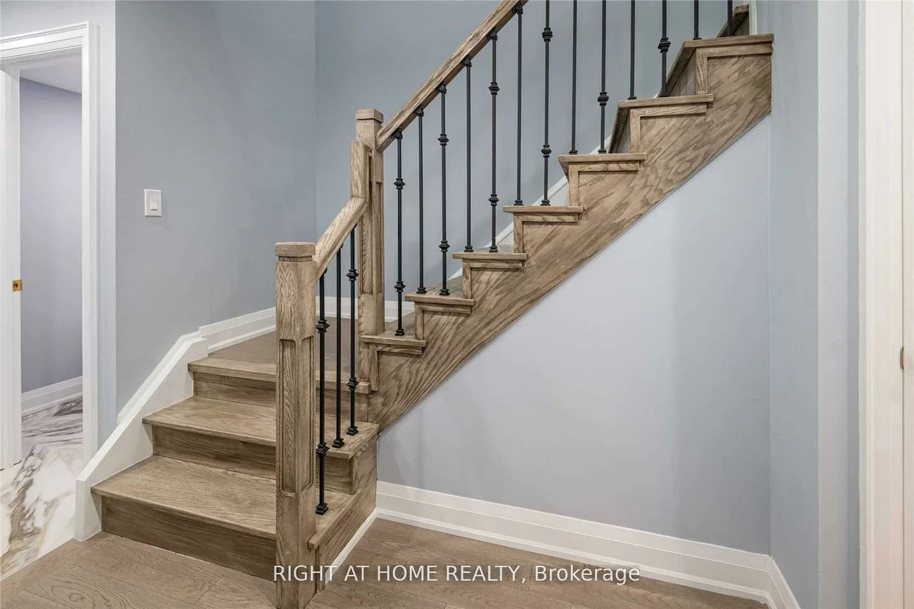 11, Michael, North Richvale, Richmond Hill