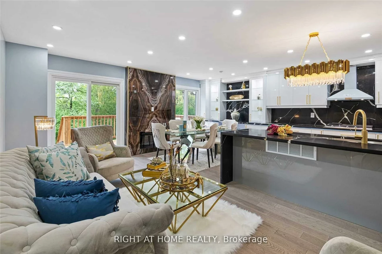 11, Michael, North Richvale, Richmond Hill