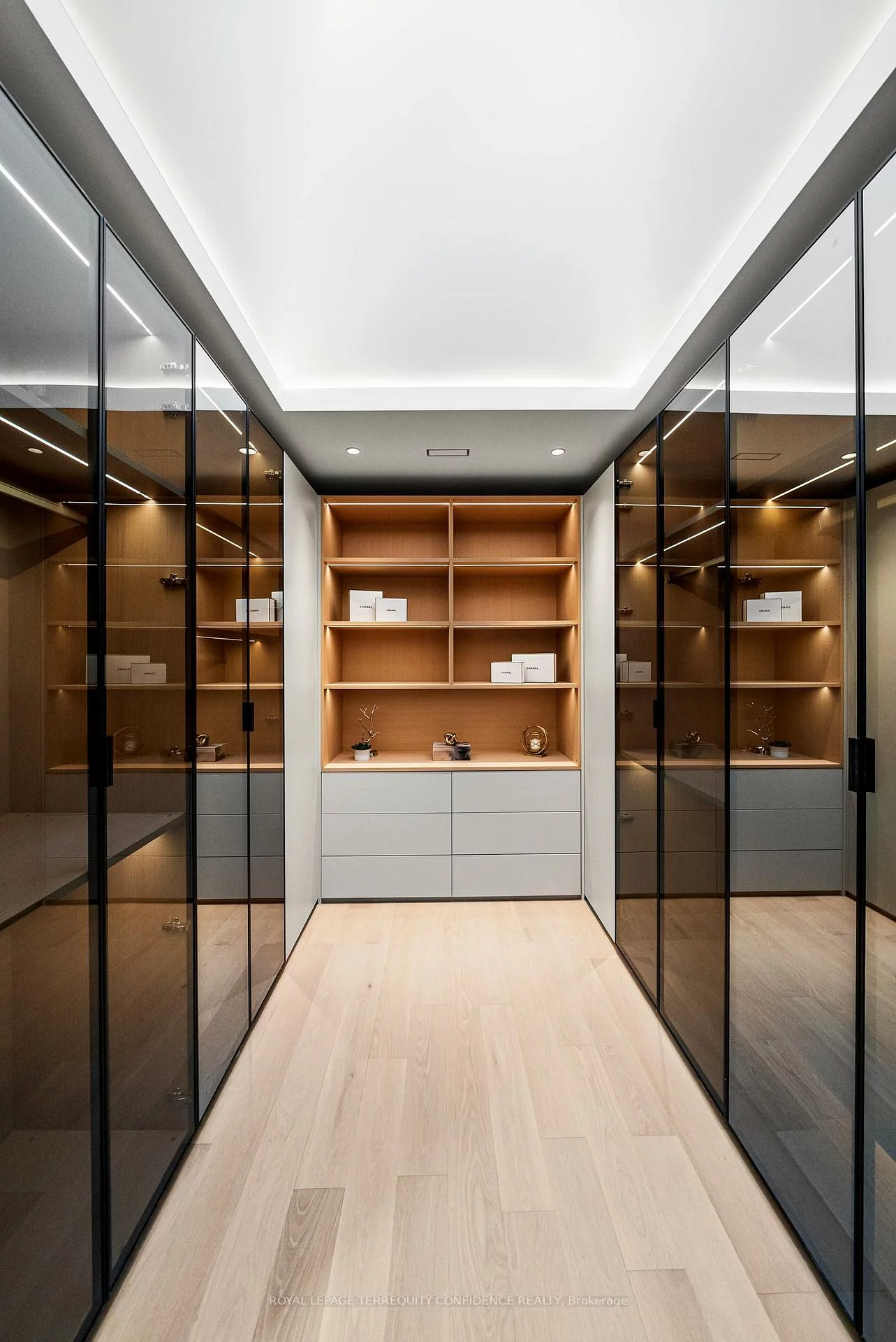 281, Kerrybrook, Mill Pond, Richmond Hill