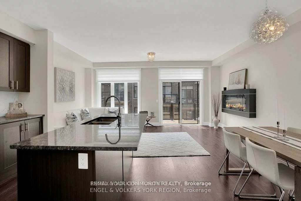 29, Nardini, South Richvale, Richmond Hill