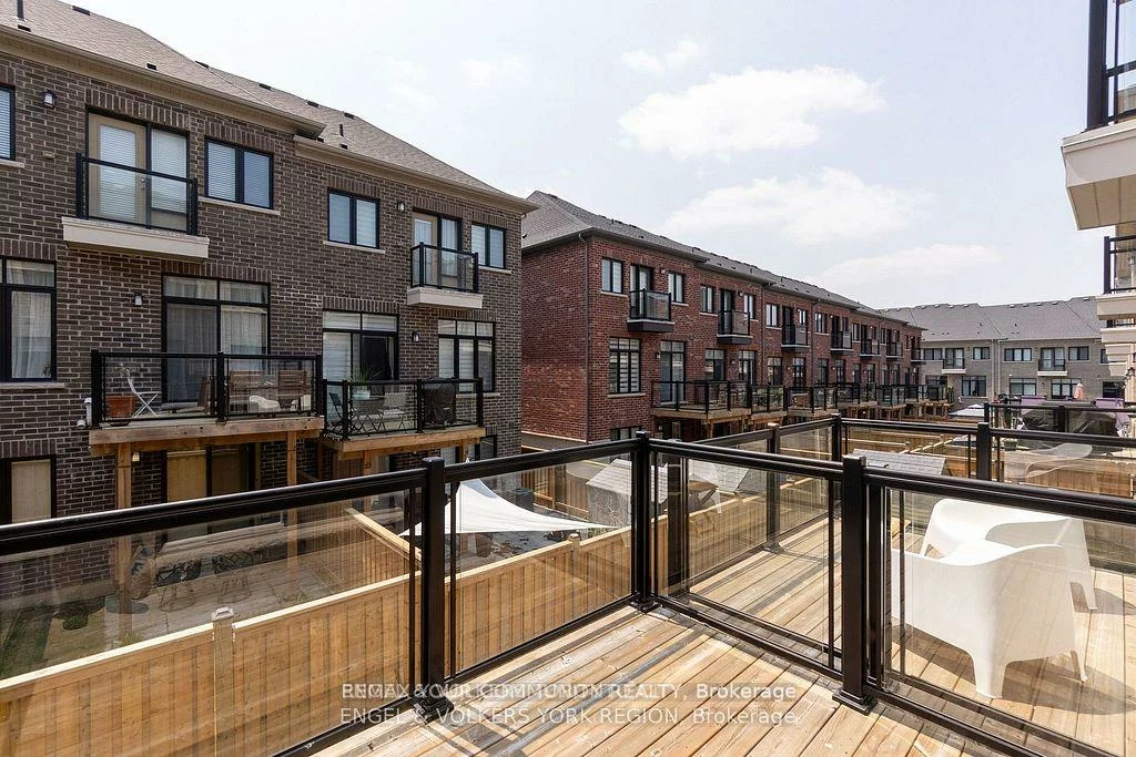 29, Nardini, South Richvale, Richmond Hill