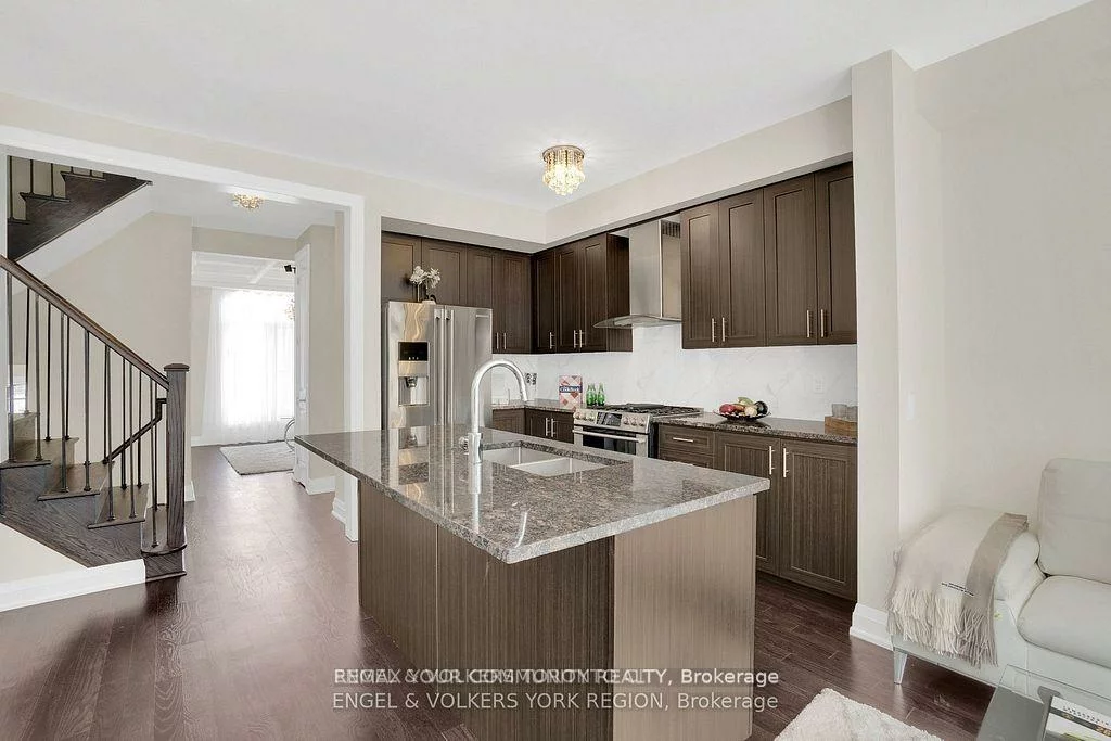 29, Nardini, South Richvale, Richmond Hill