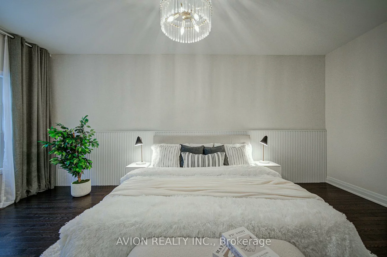 42, Causland, Devonsleigh, Richmond Hill