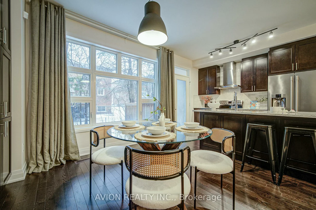 42, Causland, Devonsleigh, Richmond Hill