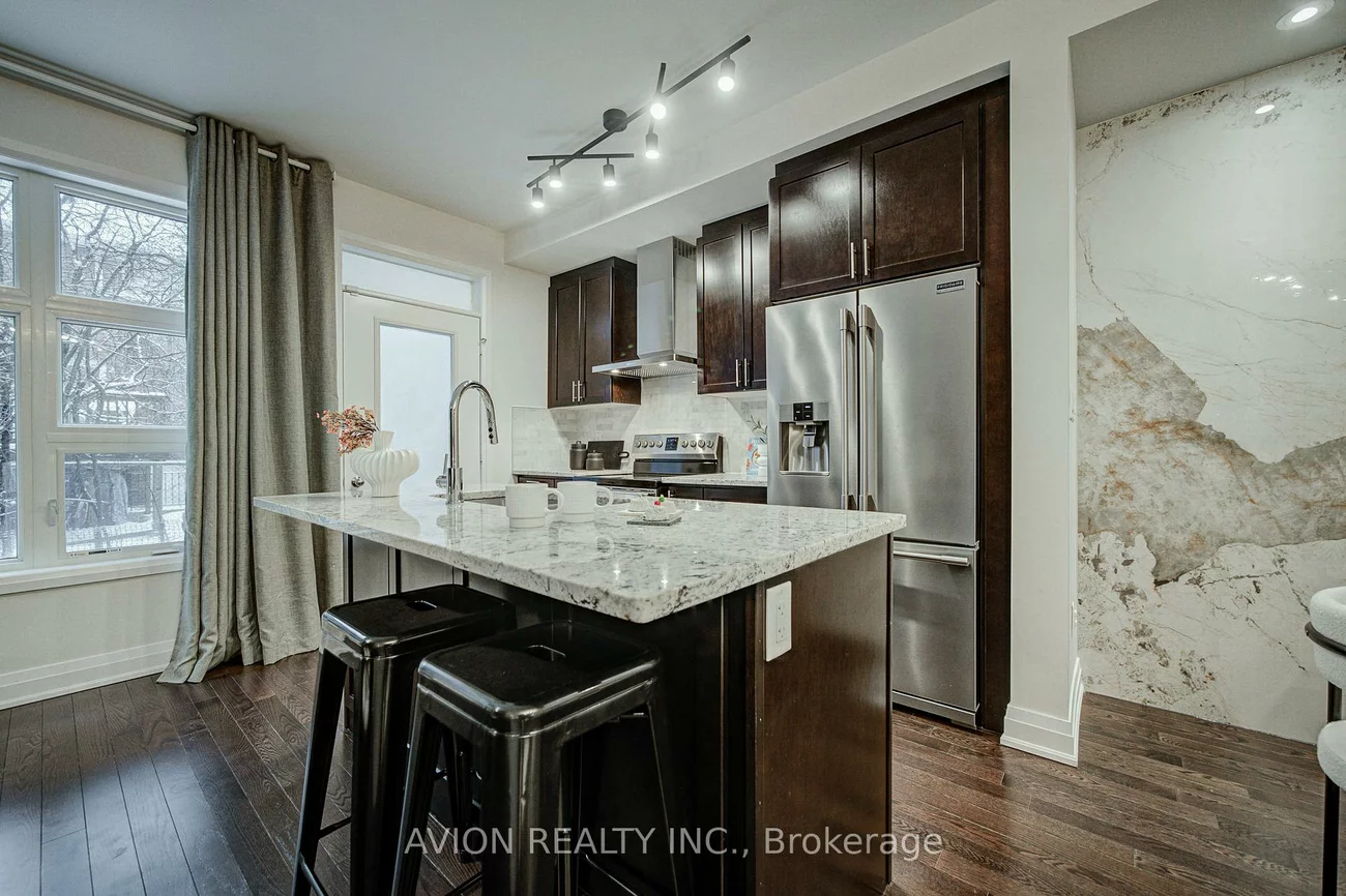 42, Causland, Devonsleigh, Richmond Hill