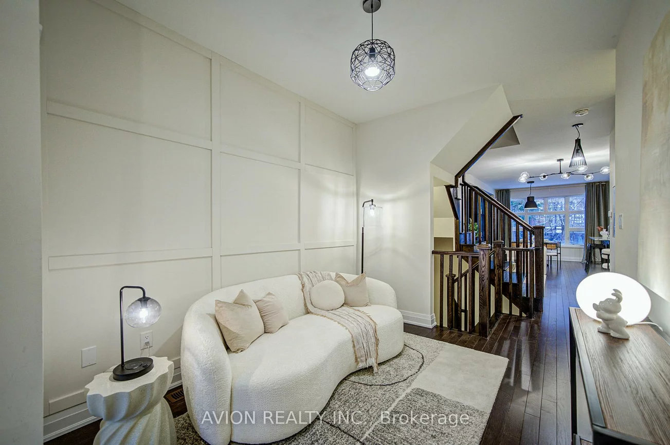 42, Causland, Devonsleigh, Richmond Hill