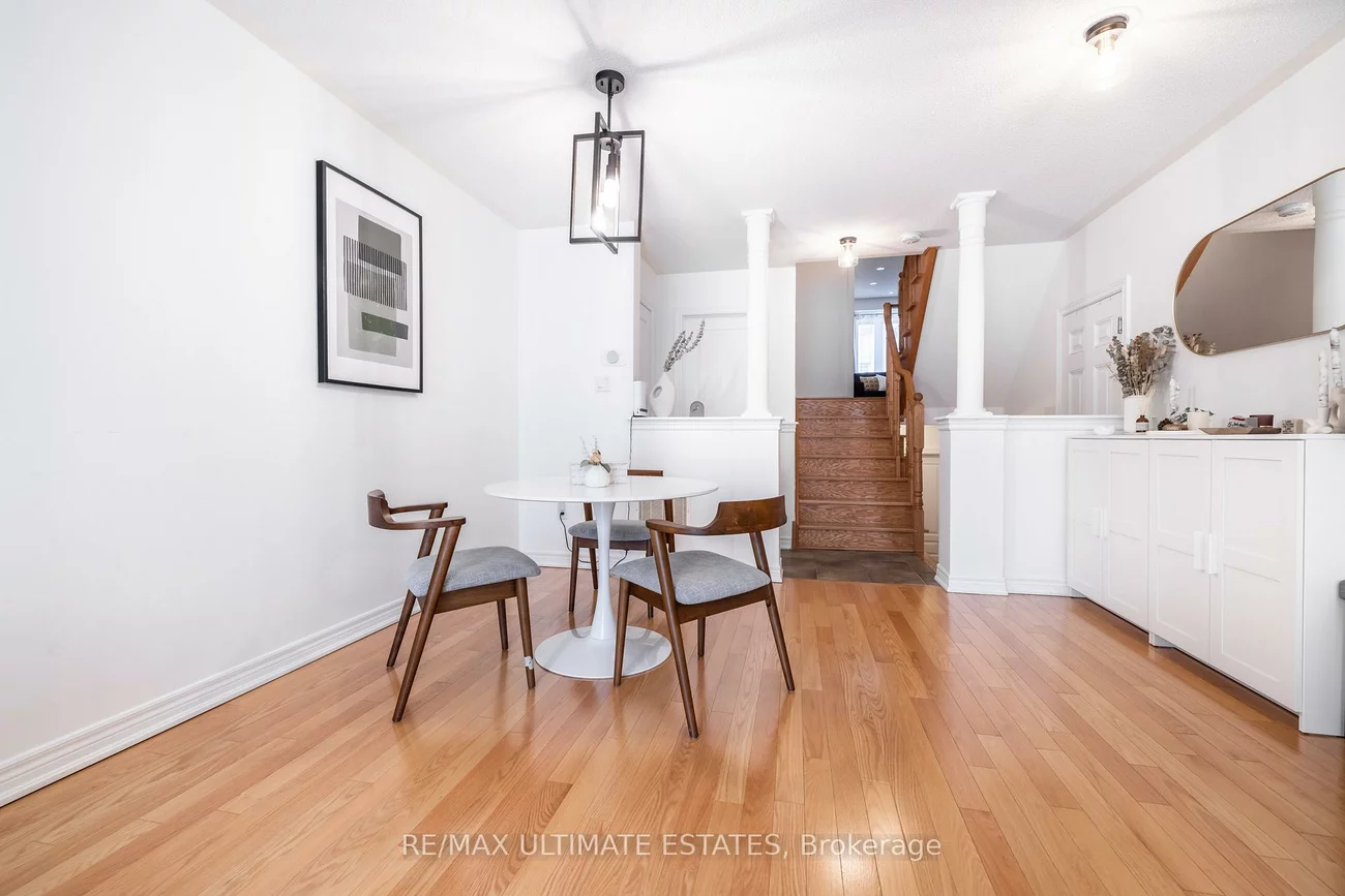 24, Yang, Jefferson, Richmond Hill