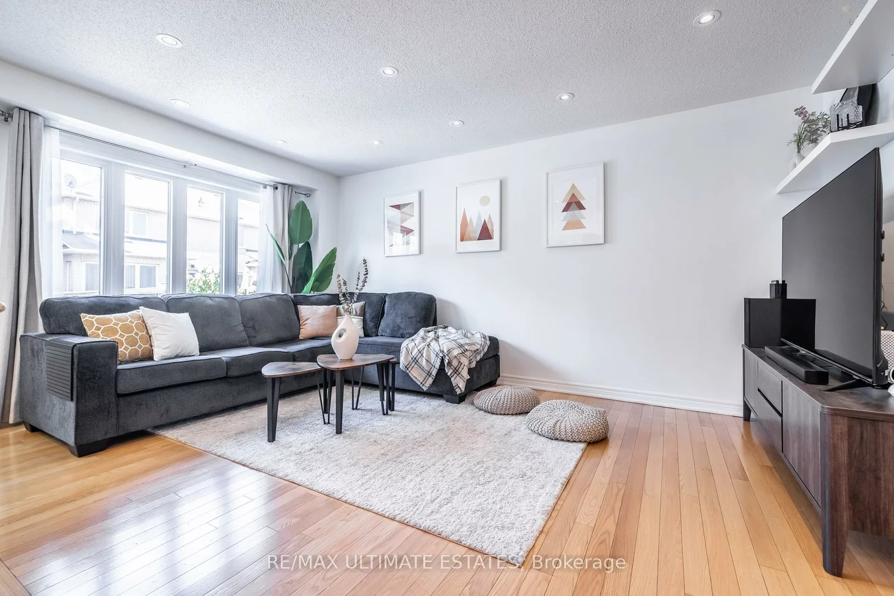 24, Yang, Jefferson, Richmond Hill