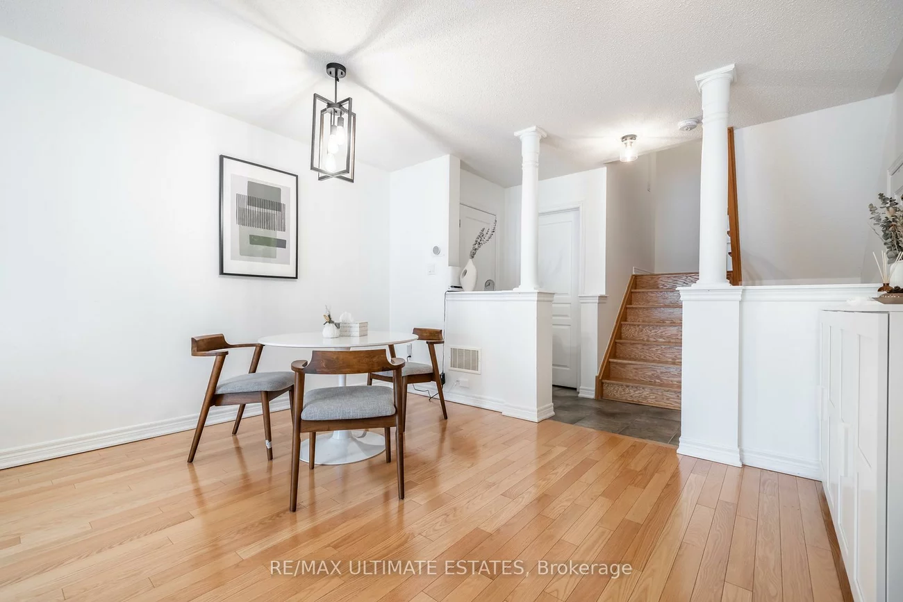 24, Yang, Jefferson, Richmond Hill