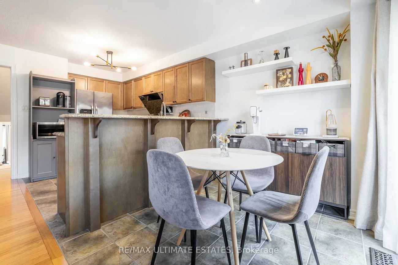 24, Yang, Jefferson, Richmond Hill