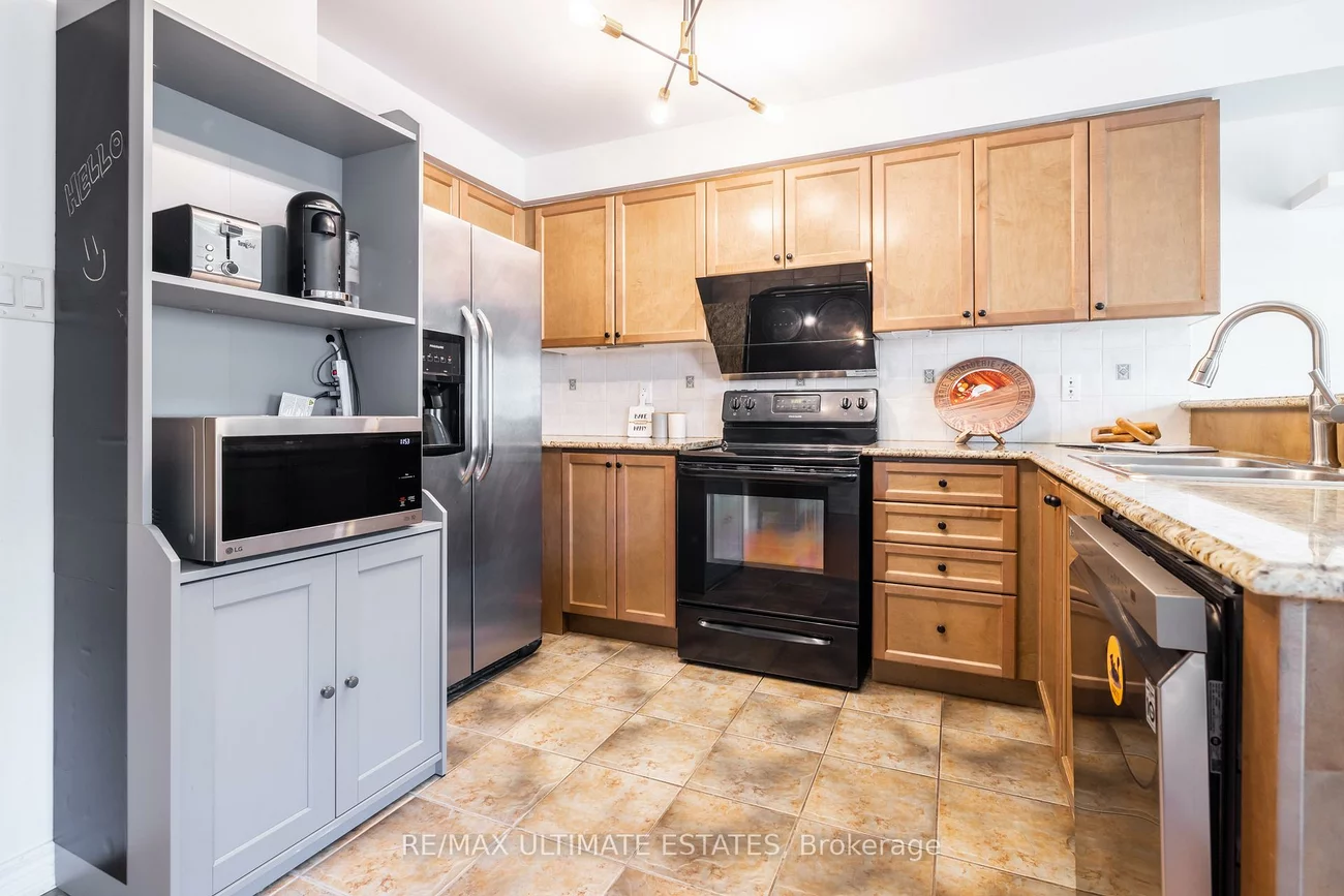 24, Yang, Jefferson, Richmond Hill