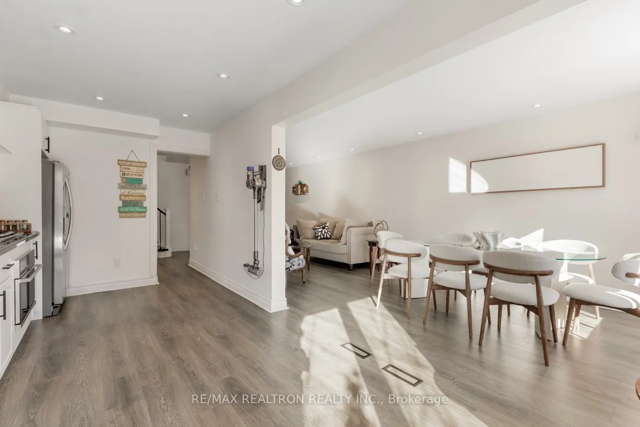 109, Rose Branch, Devonsleigh, Richmond Hill