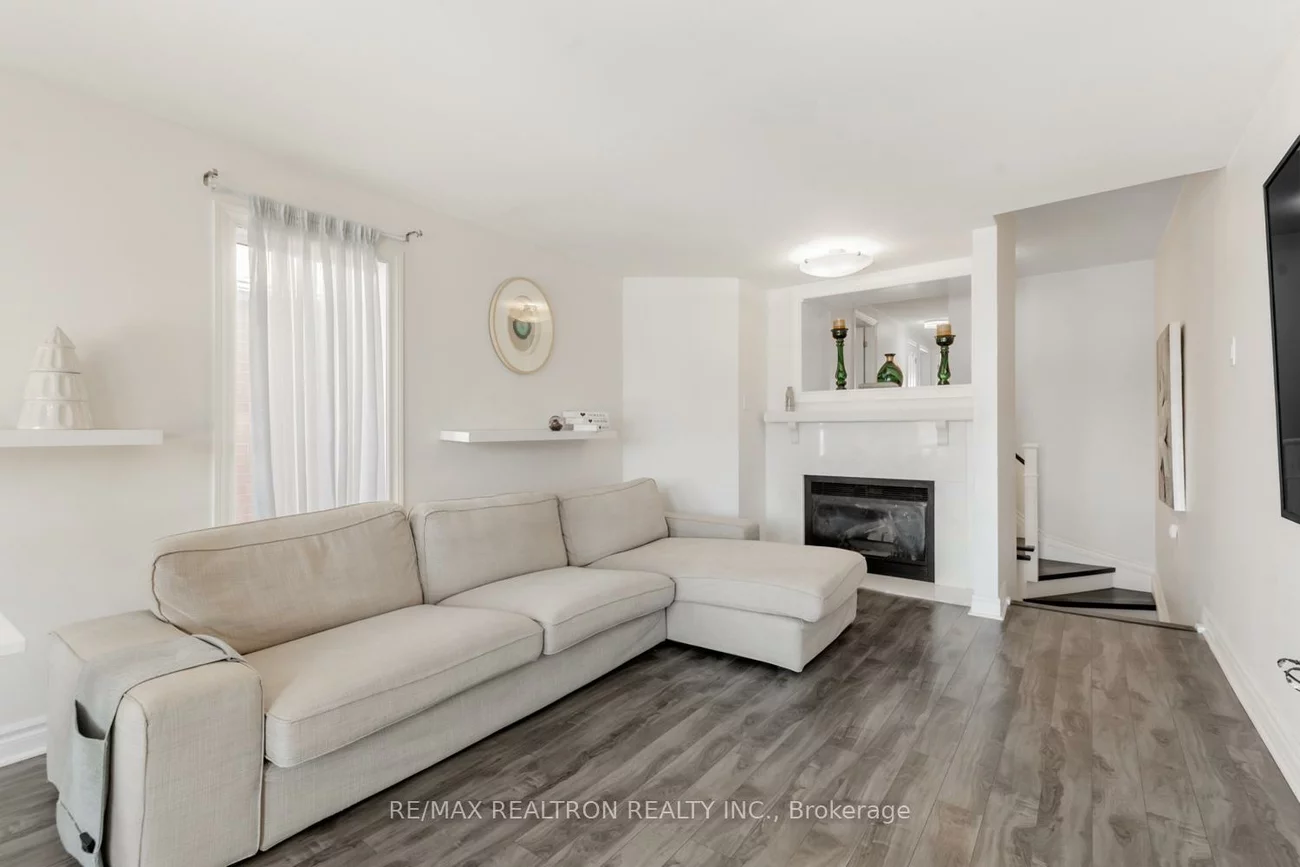 109, Rose Branch, Devonsleigh, Richmond Hill