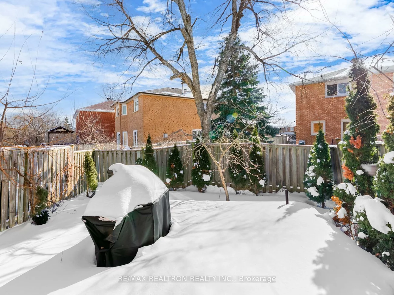 109, Rose Branch, Devonsleigh, Richmond Hill