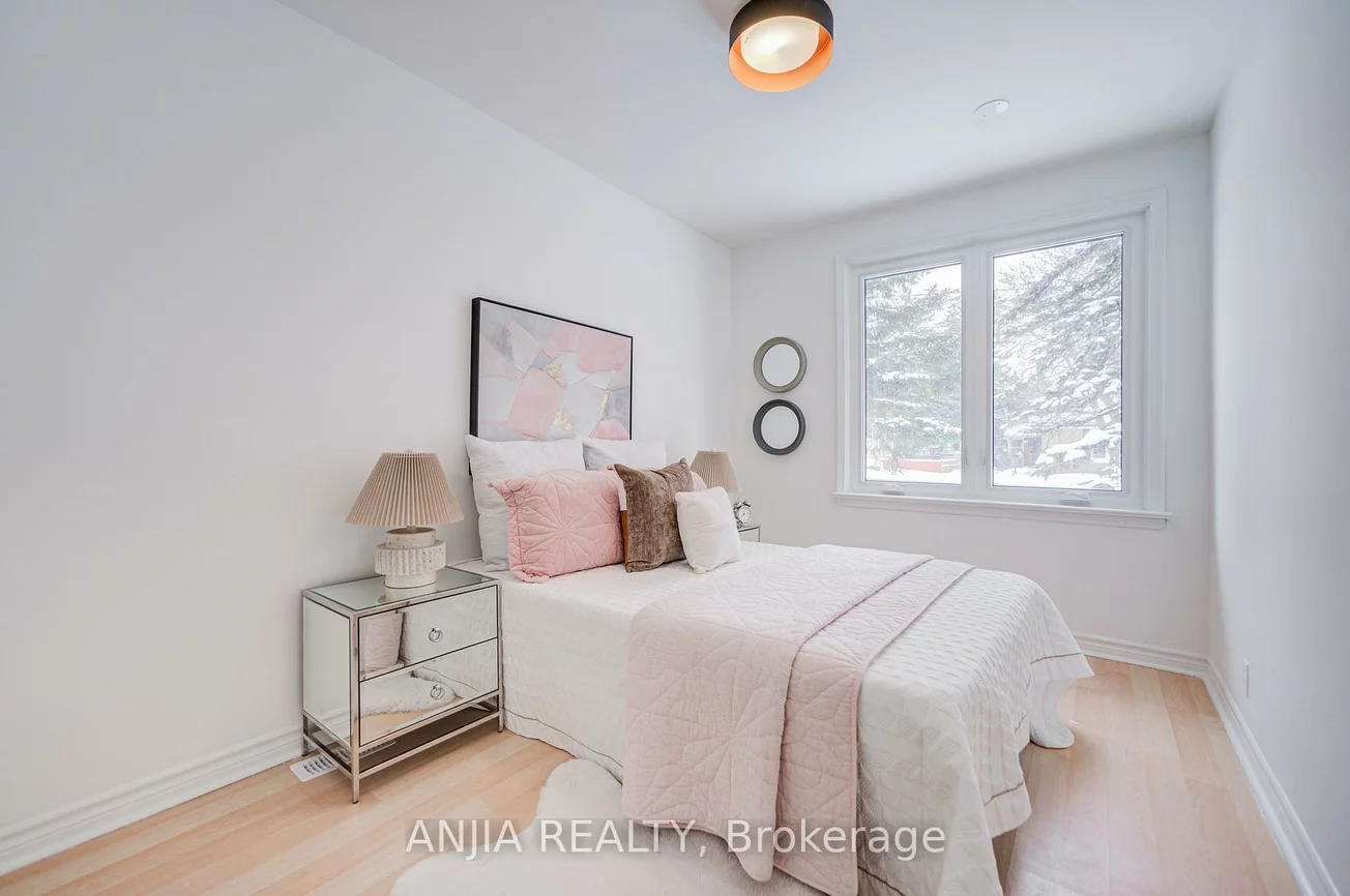 63, Rockport, Crosby, Richmond Hill