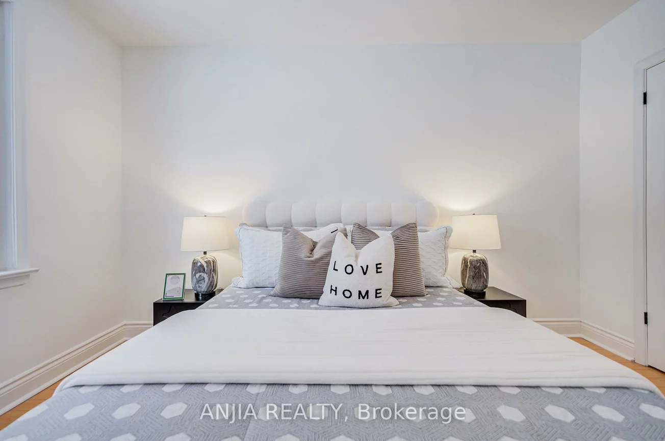 63, Rockport, Crosby, Richmond Hill