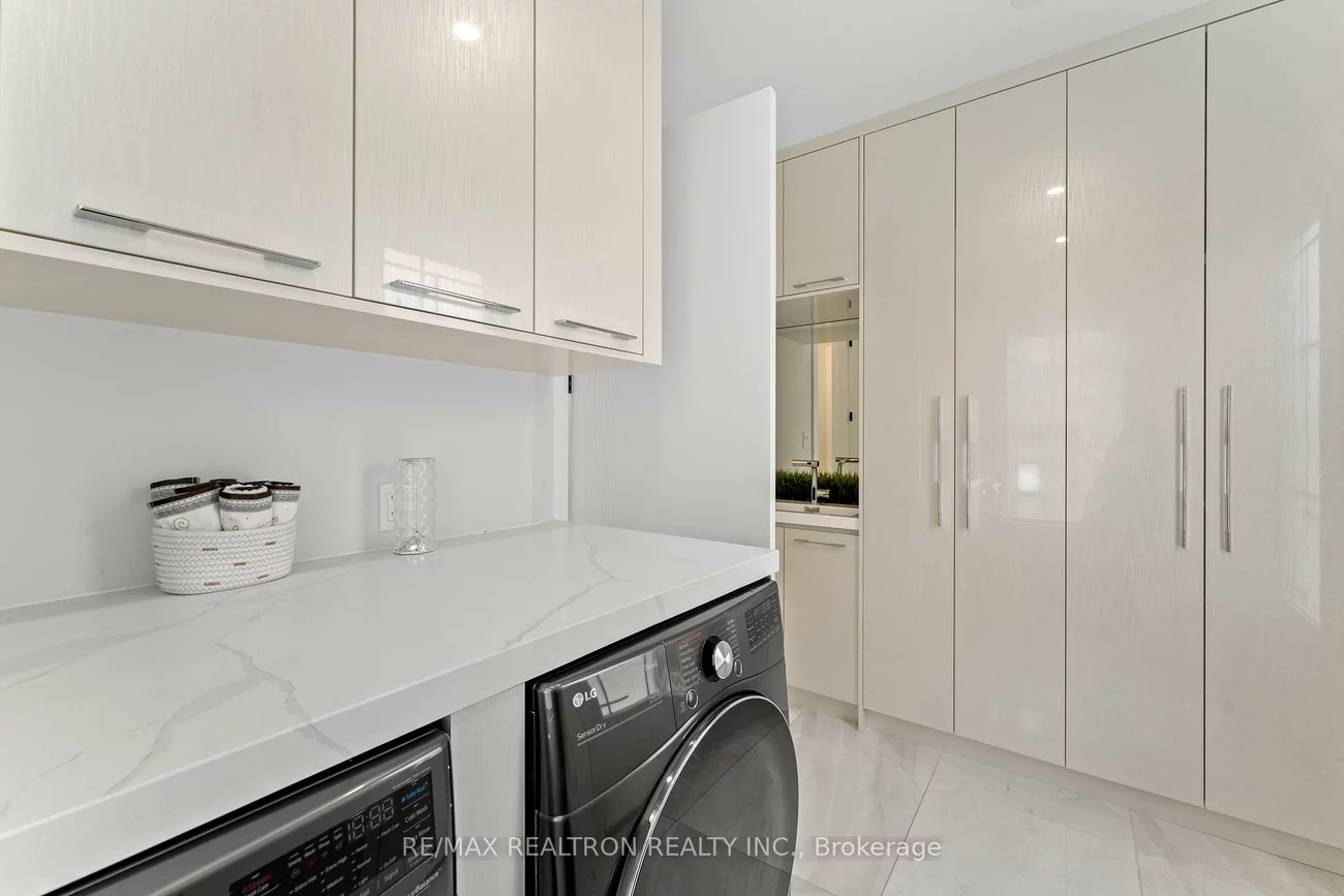 63, Willett, Mill Pond, Richmond Hill