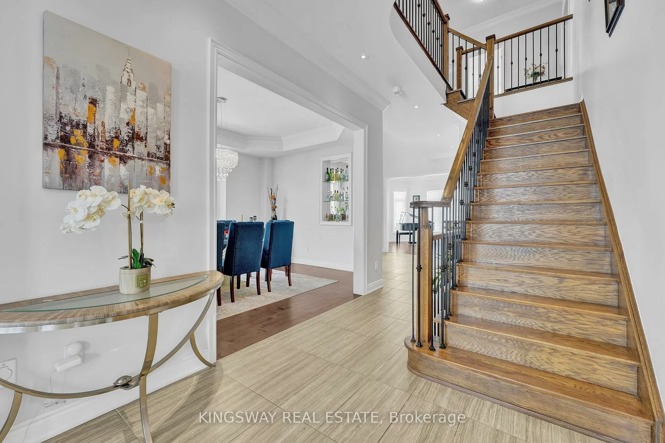 70, Bond, Oak Ridges, Richmond Hill