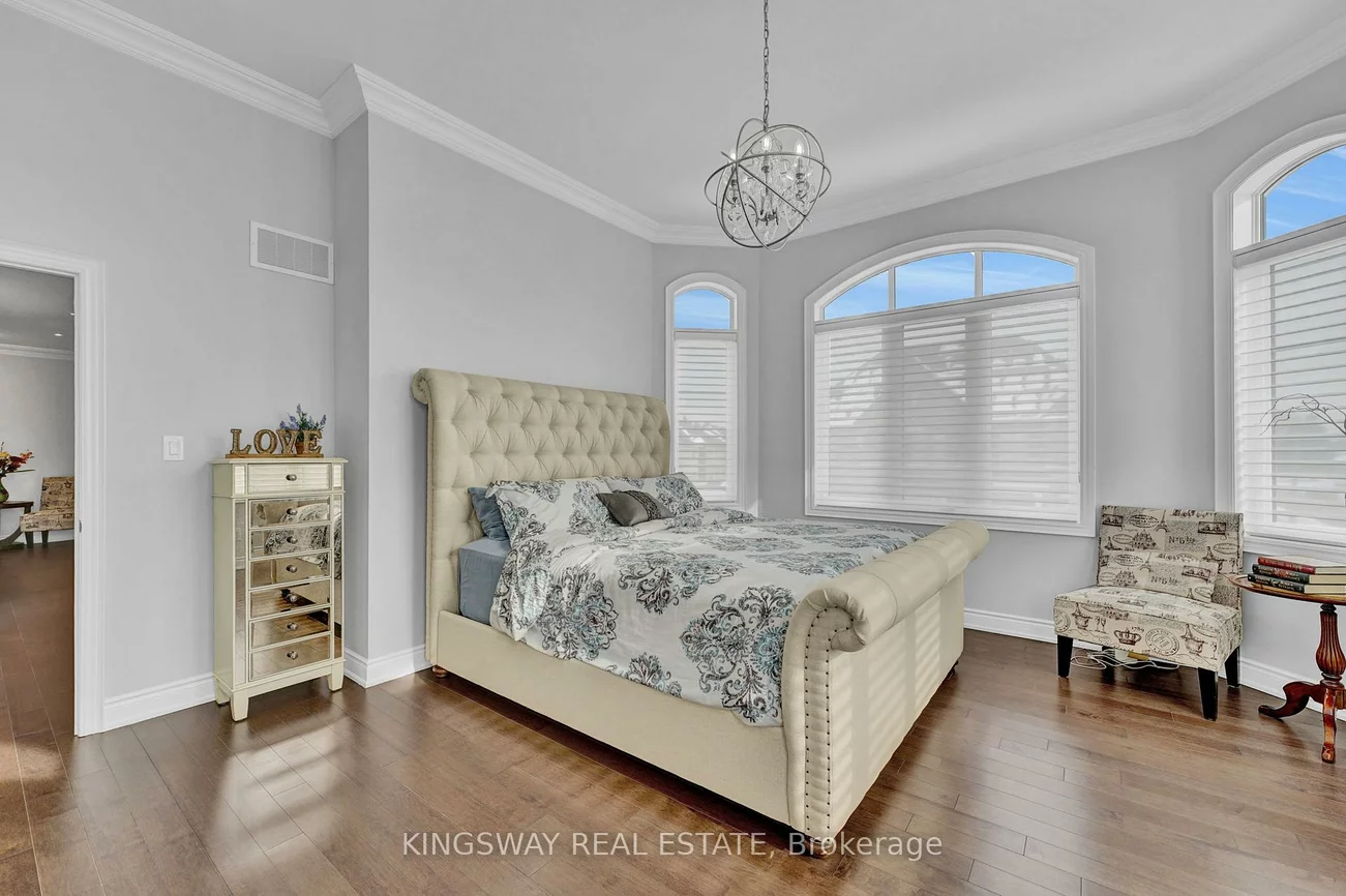 70, Bond, Oak Ridges, Richmond Hill