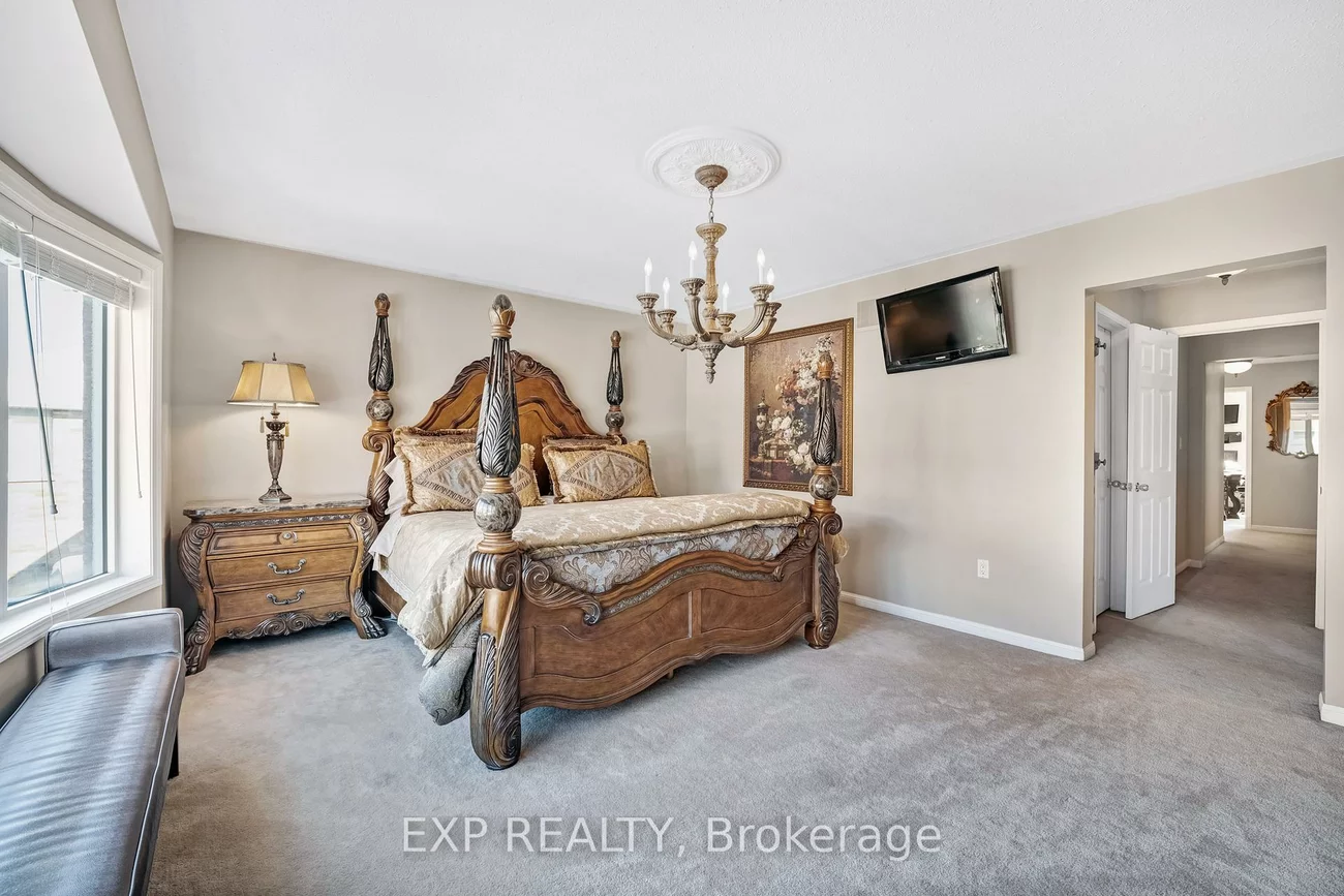 166, Worthington, Oak Ridges Lake Wilcox, Richmond Hill