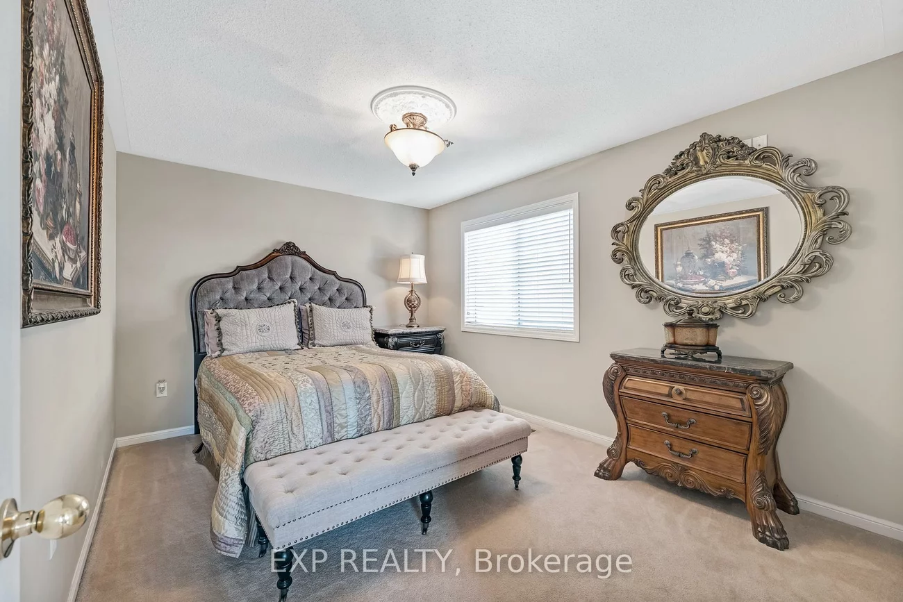 166, Worthington, Oak Ridges Lake Wilcox, Richmond Hill