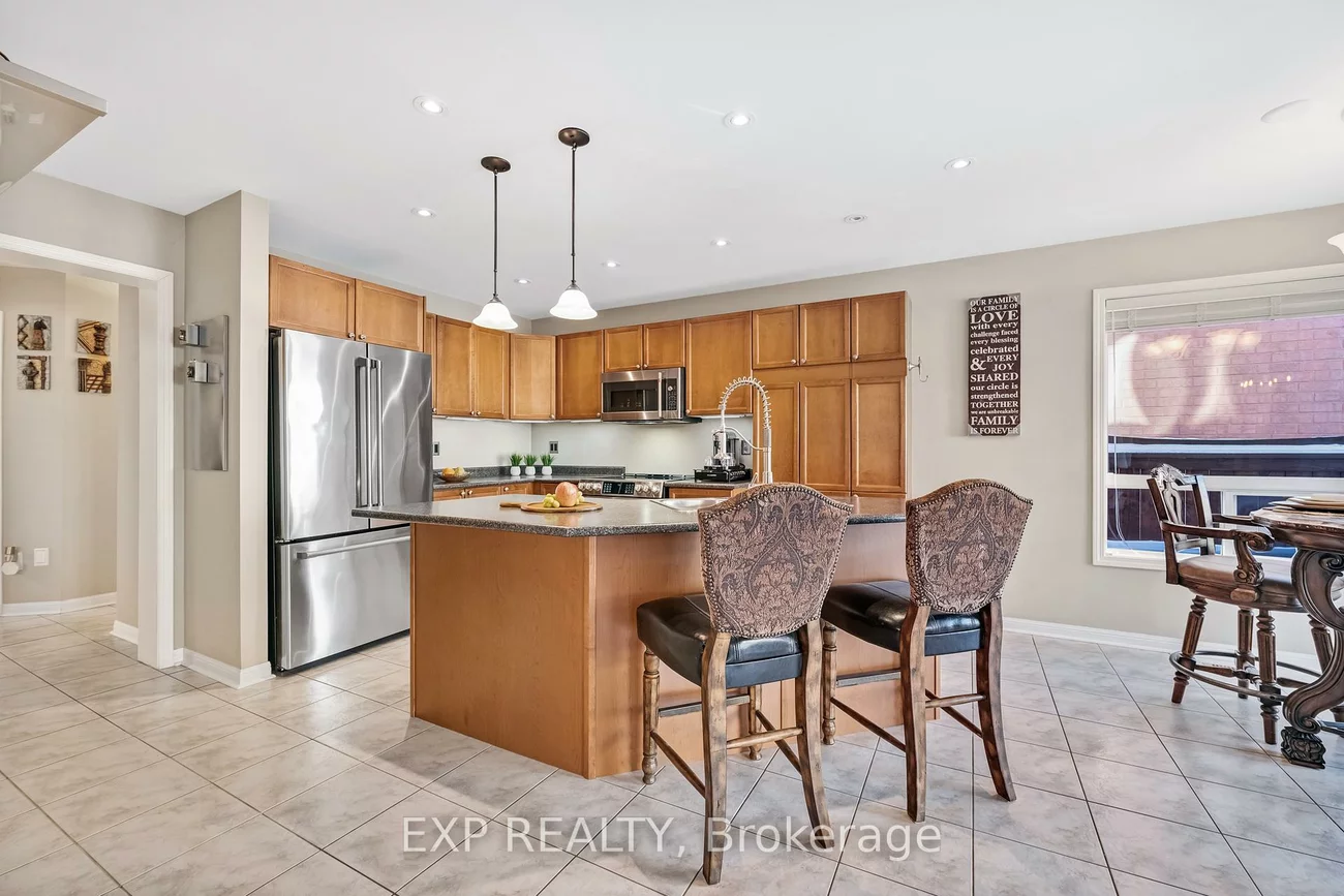 166, Worthington, Oak Ridges Lake Wilcox, Richmond Hill