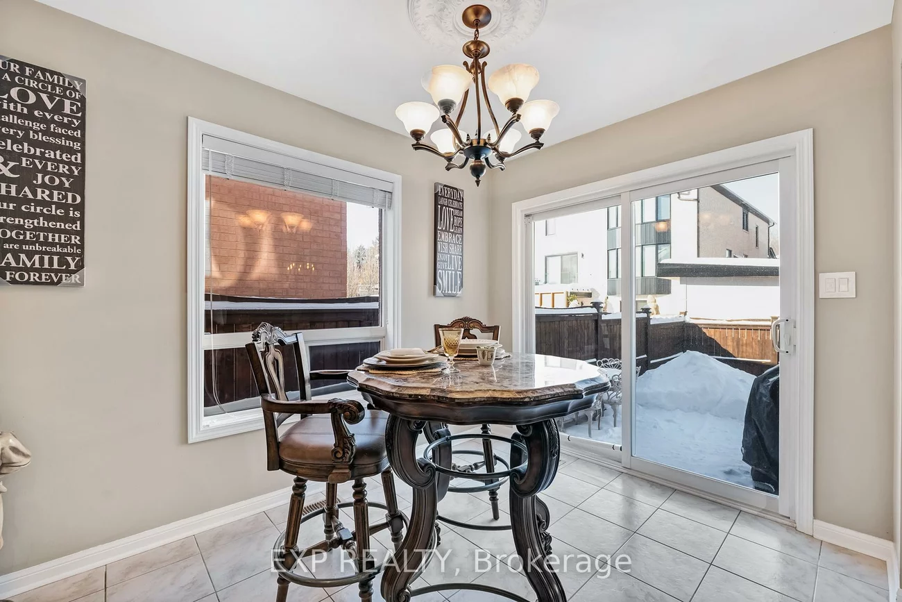 166, Worthington, Oak Ridges Lake Wilcox, Richmond Hill