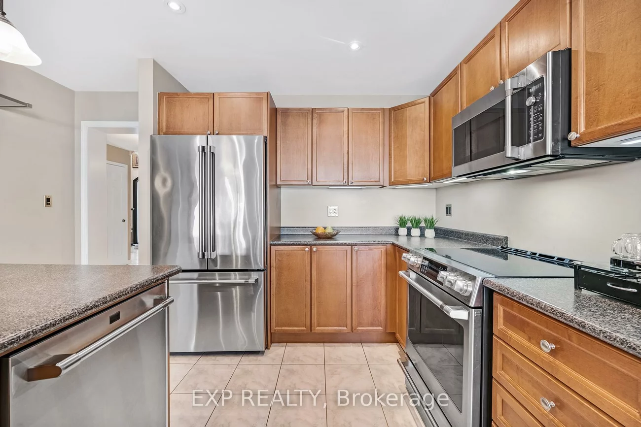 166, Worthington, Oak Ridges Lake Wilcox, Richmond Hill