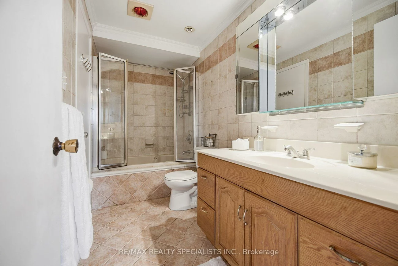 67, Gray, North Richvale, Richmond Hill