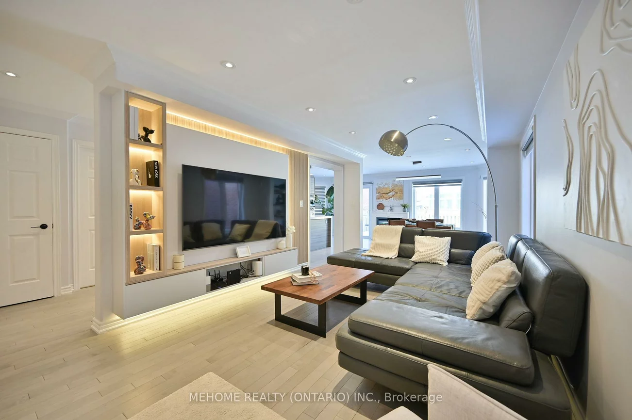 94, Manorheights, Rouge Woods, Richmond Hill