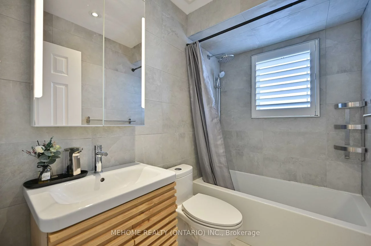 94, Manorheights, Rouge Woods, Richmond Hill