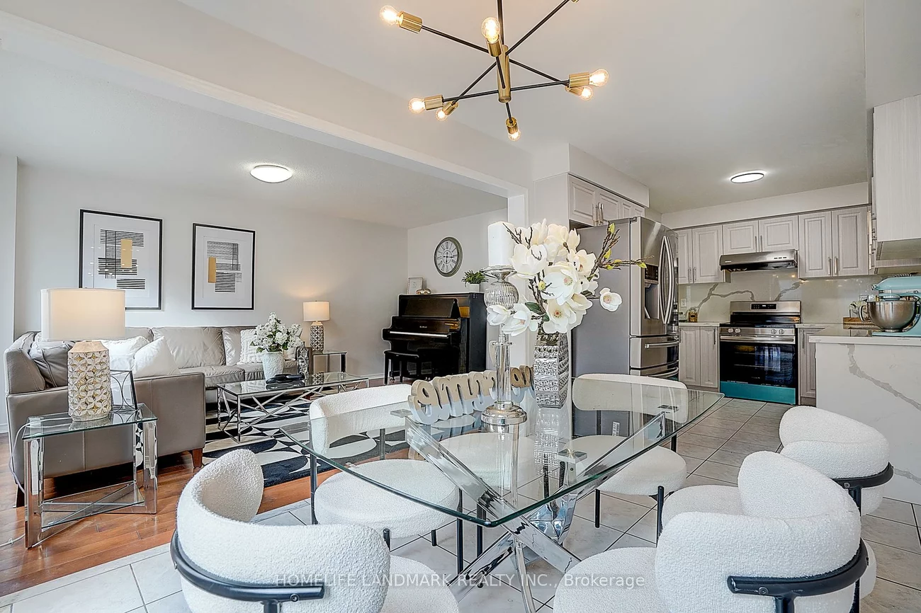 124, King William, Langstaff, Richmond Hill