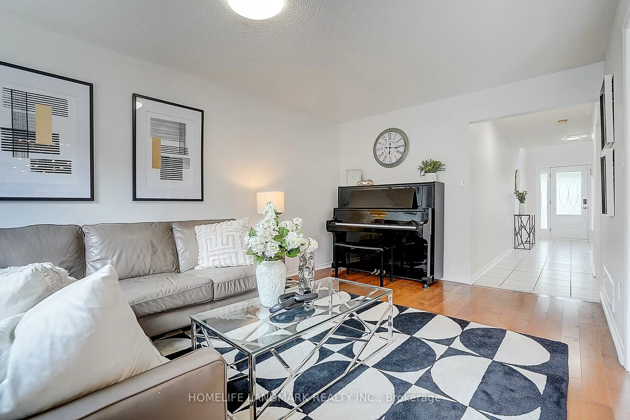 124, King William, Langstaff, Richmond Hill